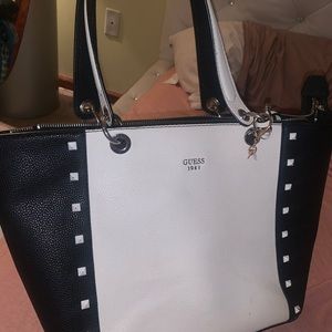 GUESS TOTE HANDBAG